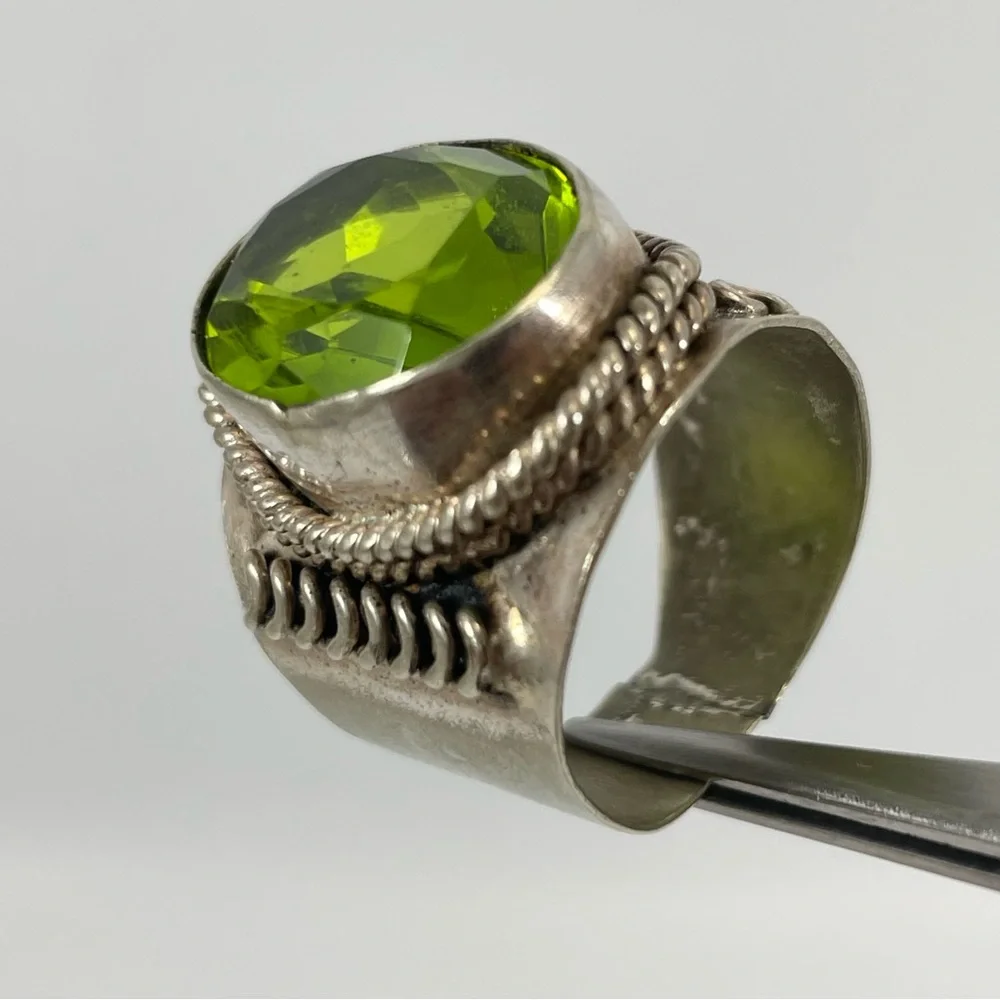 Bold Chunky Statement Green Peridot Glass Oval Cut Ring Sz 8 Alpaca Sterling